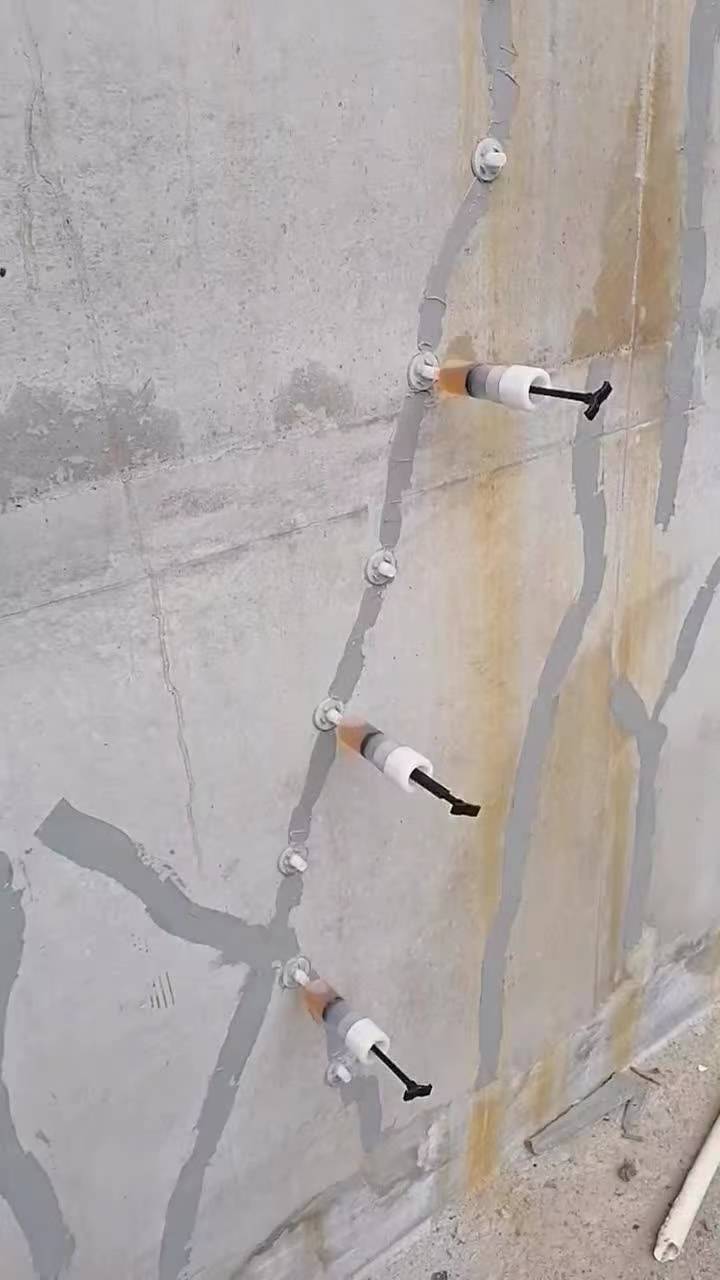 北戴河混凝土开裂的原因