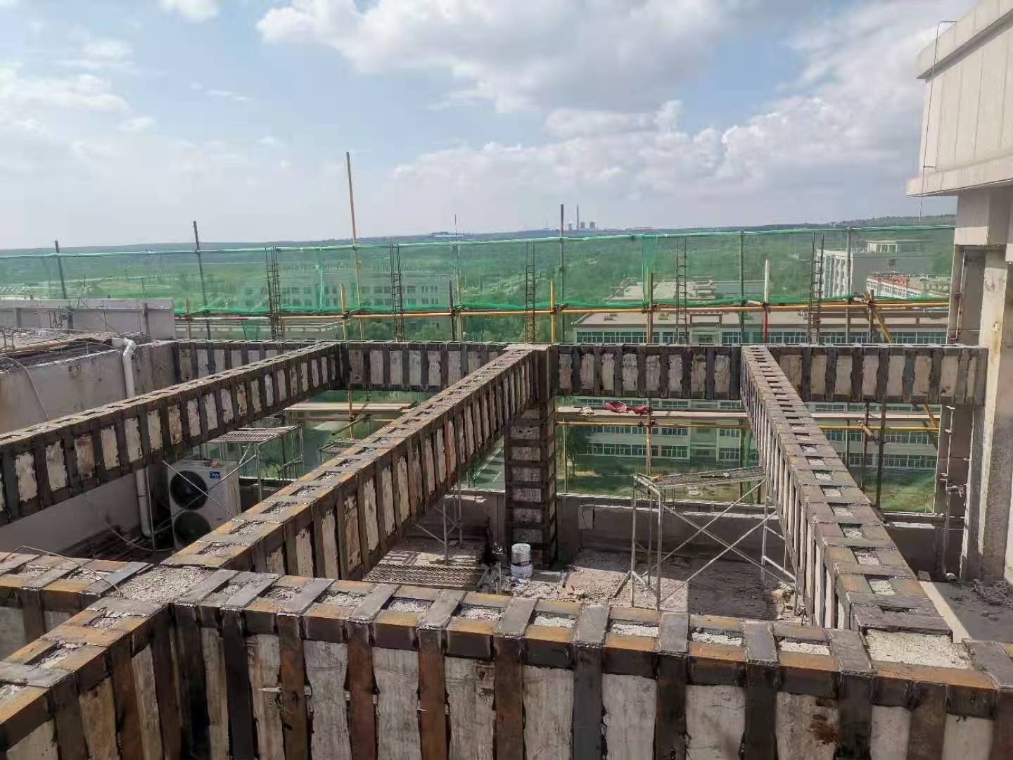 北戴河厂房加固怎么做?